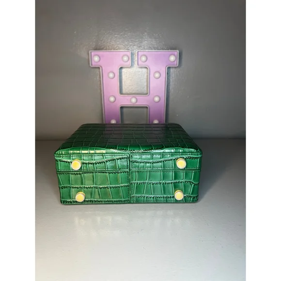 Brandon Blackwood Standard Kendrick Trunk in Forest Green Croc Embossed Leather - Picture 5 of 6